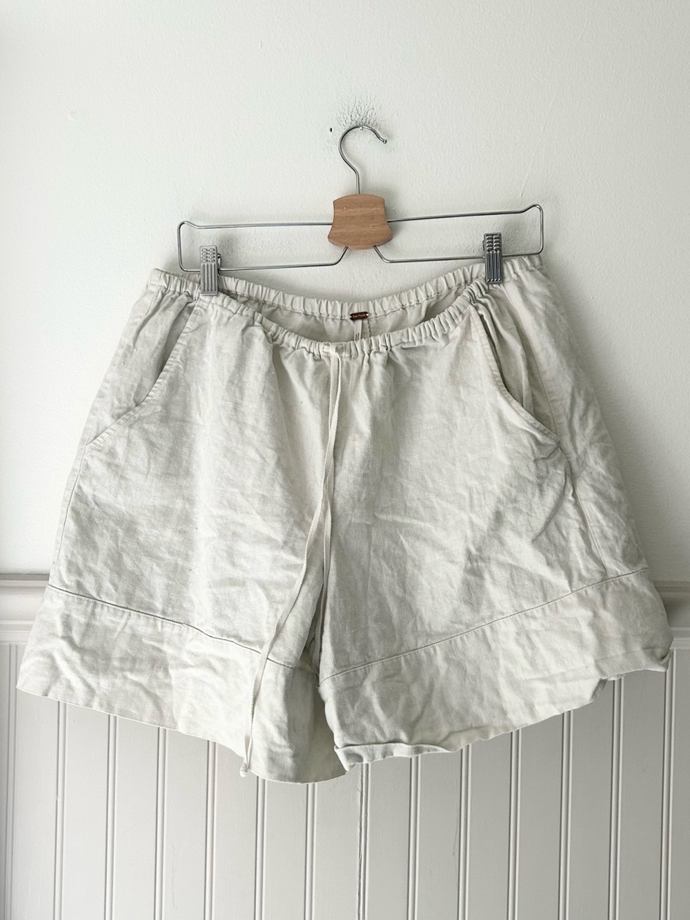 Free People Free People Medium Cream Linen Blend Drawstring Relaxed Shorts